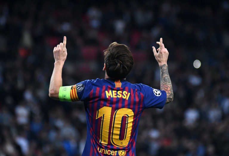 London,,England,-,October,3,,2018:,Lionel,Messi,Celebrates,After