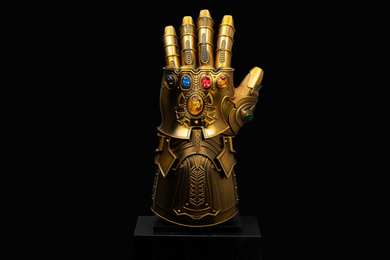 London,,England,-,March,2021:,Thanos's,Infinity,Gauntlet,With,Infinity